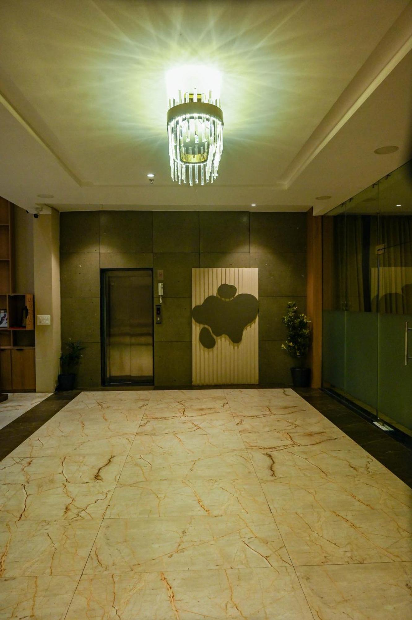 Hotel Maa Bhagwati Palace Khandwa Ngoại thất bức ảnh
